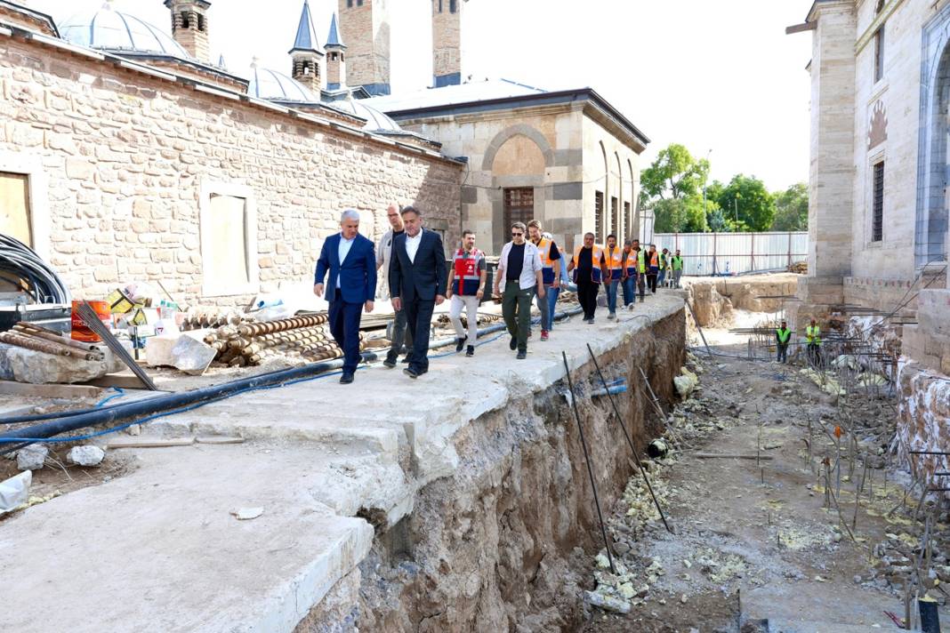 Sultan Selim Camii'nin son hali nasıl? Vali Akın yerinde gördü 1